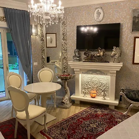 Royal Olympus ゲストハウス ヴェローナ